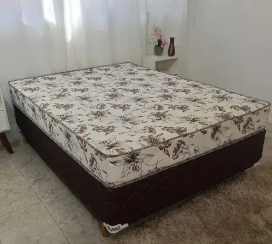 Camas De Casal Com Espuma + Frete Grátis Para Locais Próximos 