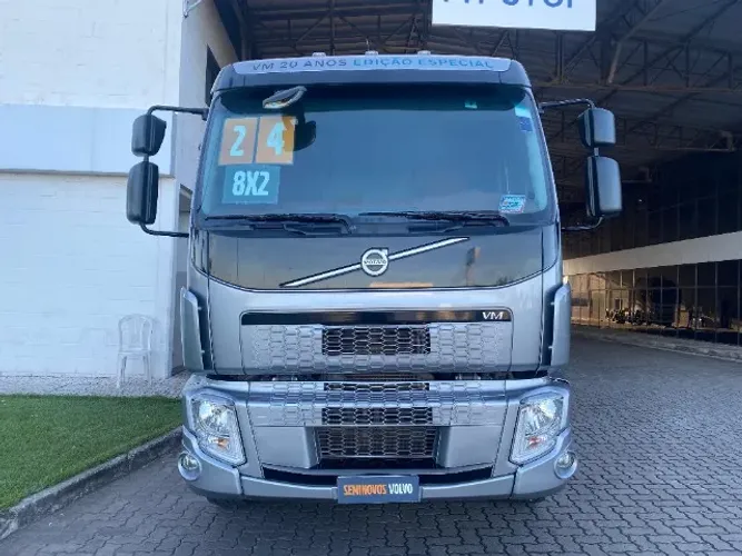 Volvo Vm 360 8X2R 2024 Tracbel Seminovos Volvo