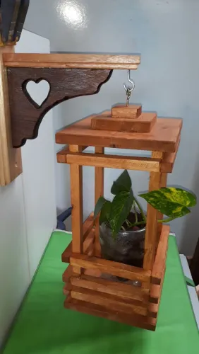 Kit Lanterna Marroquina com suporte de parede (Mão Francesa).