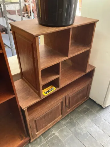 Estante de Sucupira maciça (Leia o Anúncio)