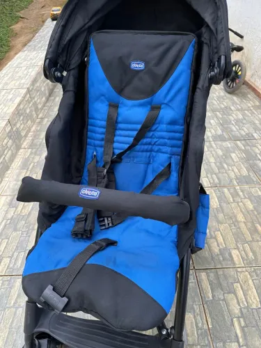 Carrinho bebê echo Chicco 