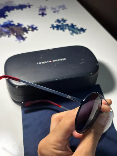 Óculos Tommy Hilfiger