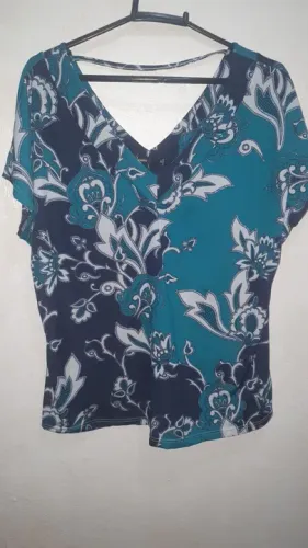 Blusa de V Estampada