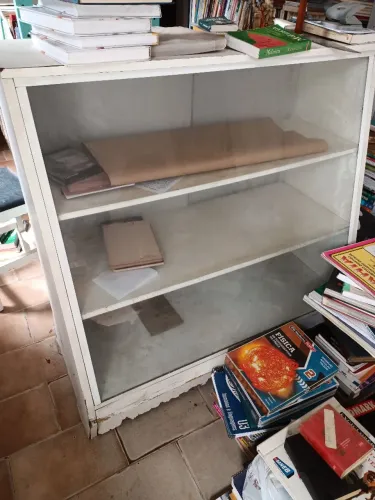 Estante de vidro para salgados, doces, e objetos