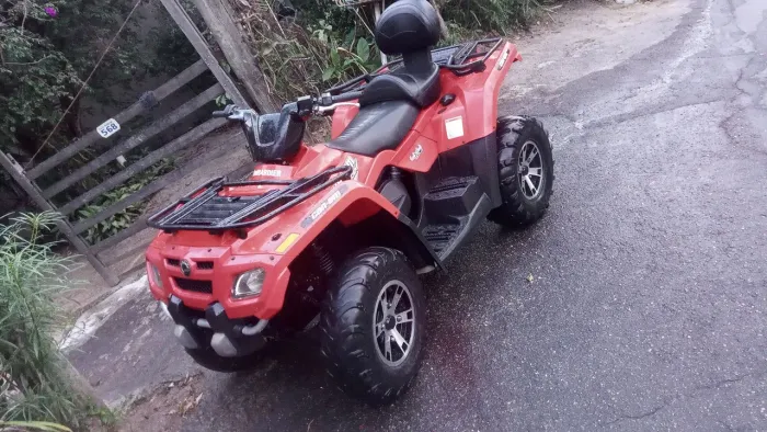 Vendo ou troco Can-am Outlander 4x4