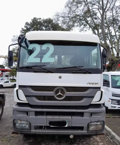 Cavalo Mecanico Axor 3344 6X4 Cabine Curta