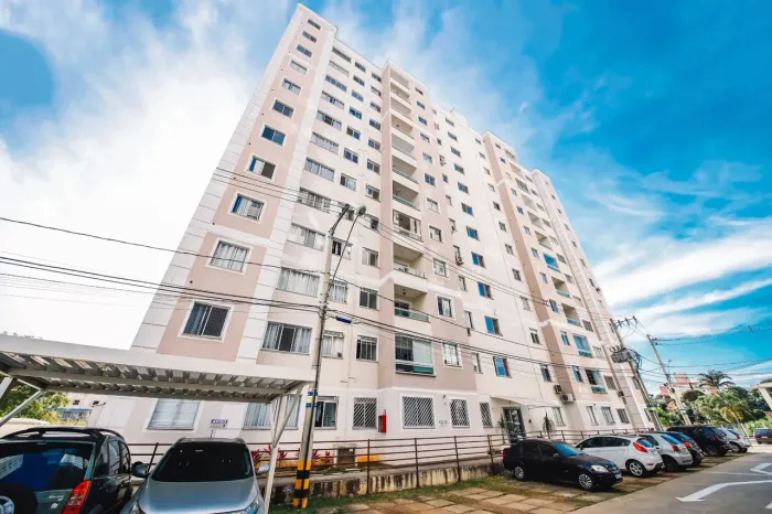 Apartamento com planejados em condomínio com lazer para venda