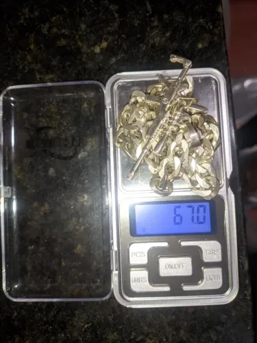 Cordão prata 10mm com pingente tudo