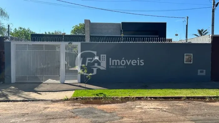 EXCELENTE CASA NA VILA SERRADINHO