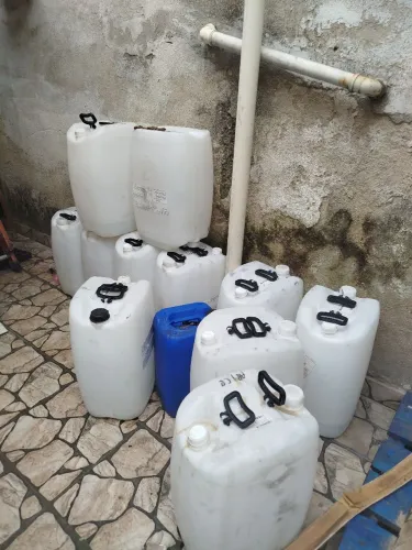 Galões de 50 litros