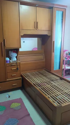 Armário e cama