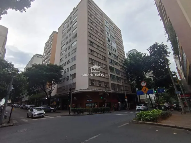 Apartamento para alugar no Bairro Centro