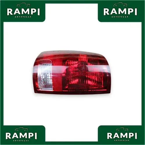Lanterna Traseira Esquerda Dodge RAM 2012 