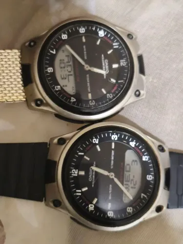 2 relógios Casio original funcionando
