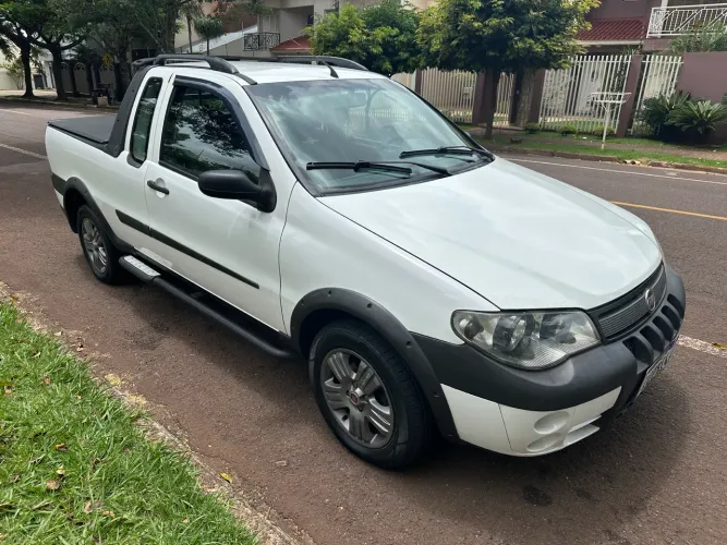 Fiat Strada 2008 Usados e Novos