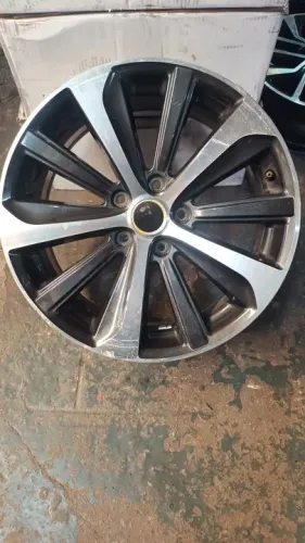 1 roda 18" Subaru 