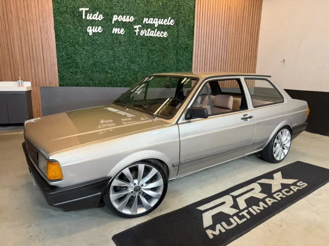 Volkswagen Voyage CL 1.6 8V Rodas 17" Suspensão a Rosca