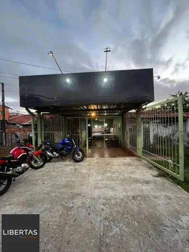 **Oportunidade Única! Casa Comercial no coração da Hípica, Porto Alegre!**
