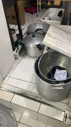 PANELAS ,GARFOS ,PRATOS UTENCILIOS PARA RESTAURANTE