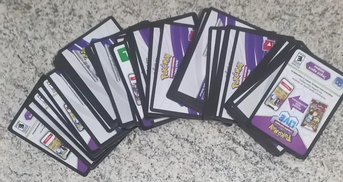 Códigos Pokemon TCG - ABERTO À NEGOCIAÇÃO 