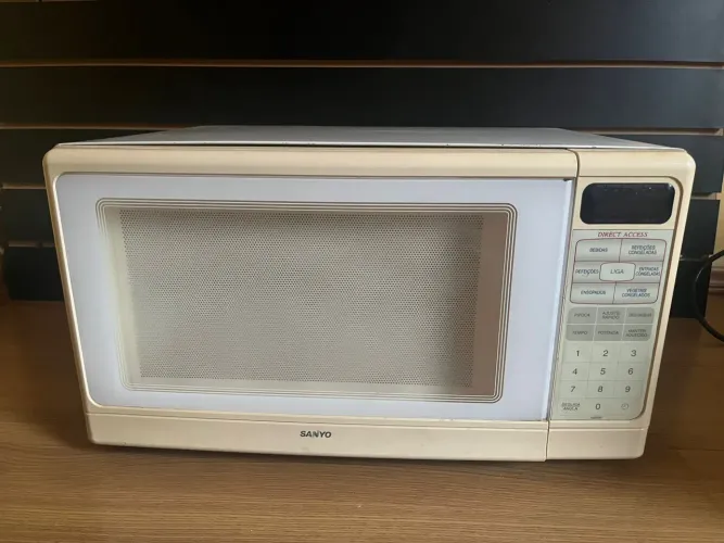 Micro-ondas para quem quer aproveitar peças!