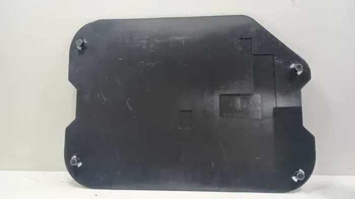 Tampa Isopor Suporte Macaco Citroen Ds5 1.6 Thp 2015 Preto