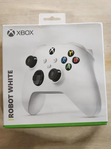Controle de xbox series S e X novo  apenas R$500,00 no Pix