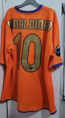 Camisa Ronaldinho GG  Barcelona 2004/2005