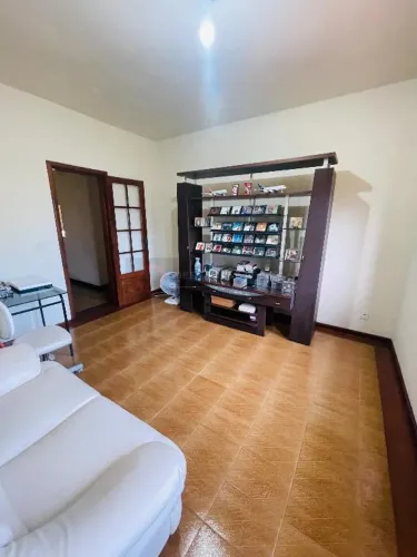 Open House vende Excelente casa com 3 suites no Fonseca