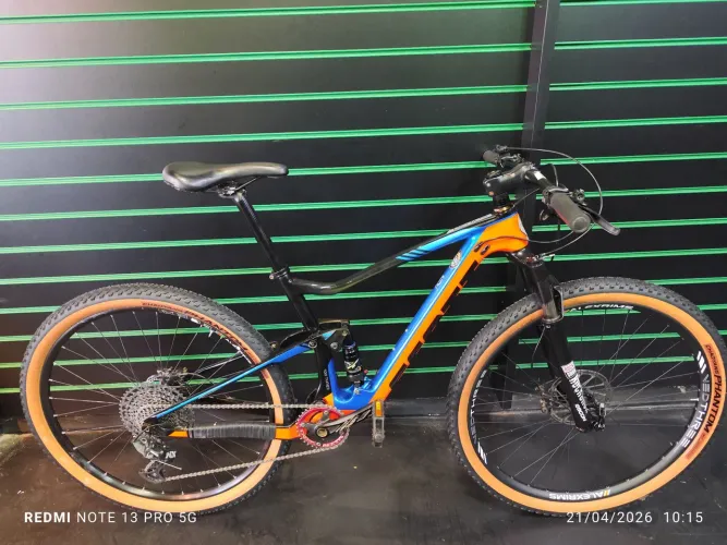 MTB Full carbon bxt tamanho 17
