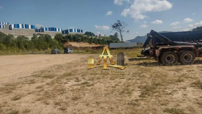 Terreno à Venda com 15000 m² - Cidade São Pedro em Gleba A - Santana de Parnaíba/SP - Conf