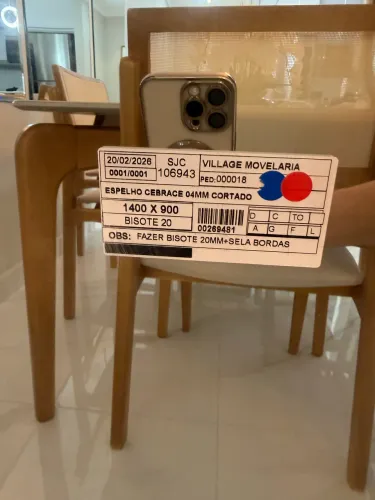 Vendo espelho bisote novo
