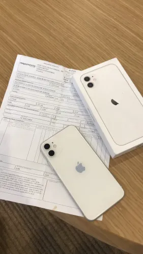 iPhone 11 64GB