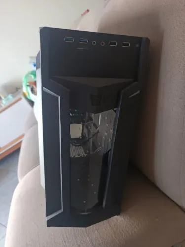 Gabinete Gamer Sharkoon VG6-W Mid Tower ATX - Preto com Lateral em Acrílico
