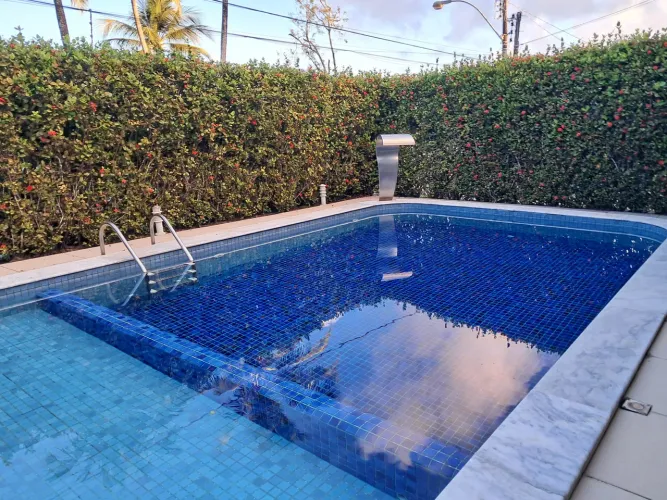 Casa Porteira Fechada no Aldebaran Beta | 4 Suítes | Piscina Privativa | R$ 12.000
