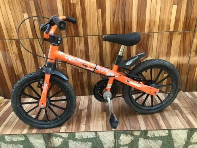 Bicicleta infantil aro 14(leia a descrição