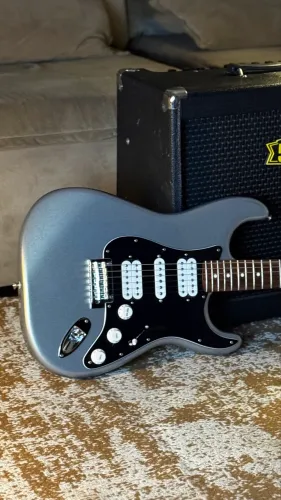 Rara Guitarra Fender Player HSH!