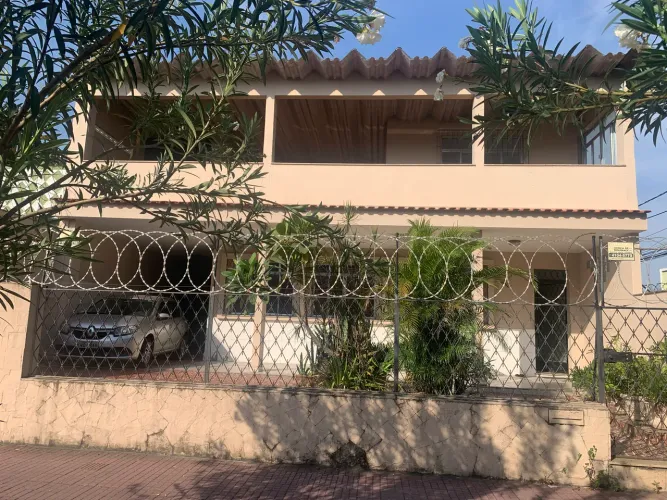 Comercial, casa ampla