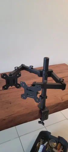 Suporte 2 Monitores com Braço Articulado