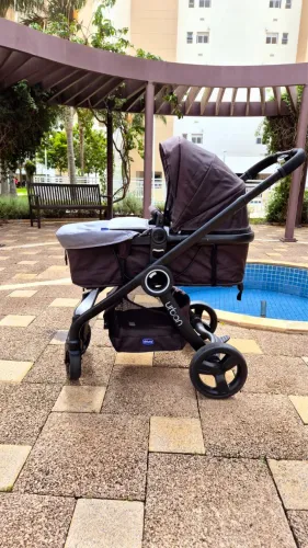 Carrinho bebê 4 em 1 Chicco