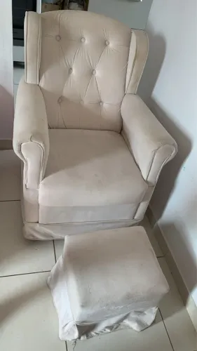 Poltrona de amamentação