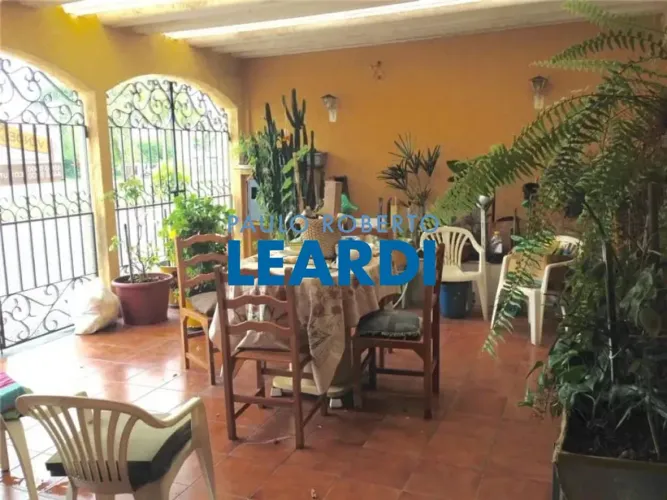 CASA TÉRREA - VILA GUIOMAR - SP
