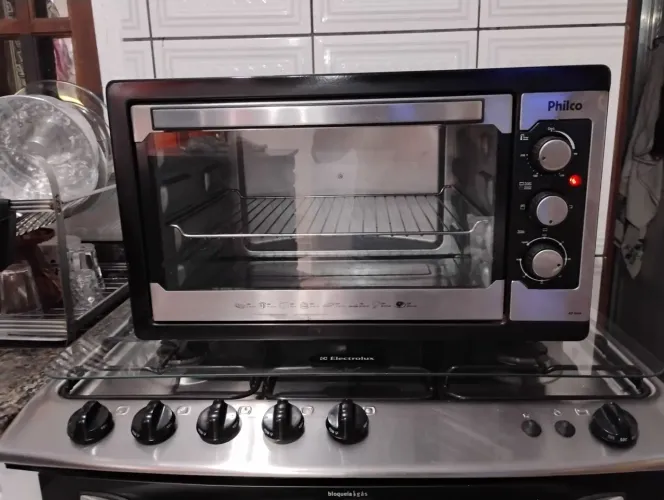 Forno elétrico Philco 42 litros