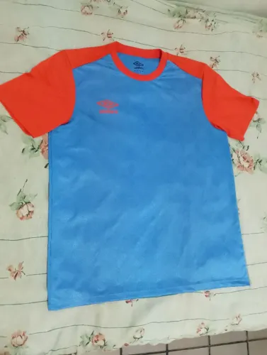 Camiseta umbro 