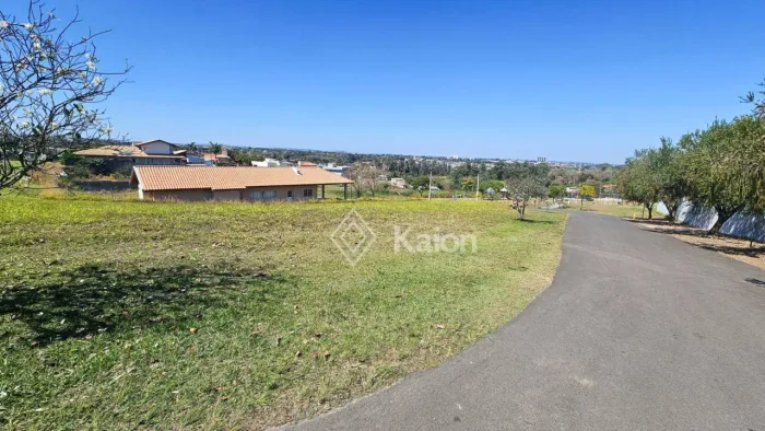Terreno à venda no Condomínio Terras de Santa Izabel na cidade de Salto/SP