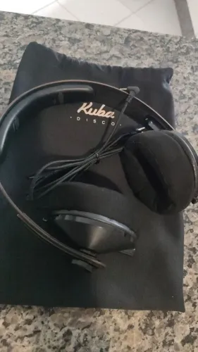 Fone de Ouvido Kuba Disco 1 Over Ear Qualidade de Estudo Almofadas de Camurça