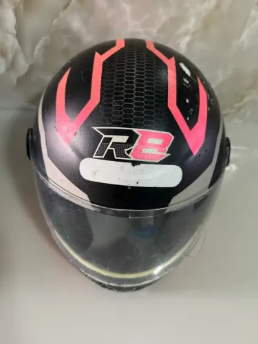 Capacete