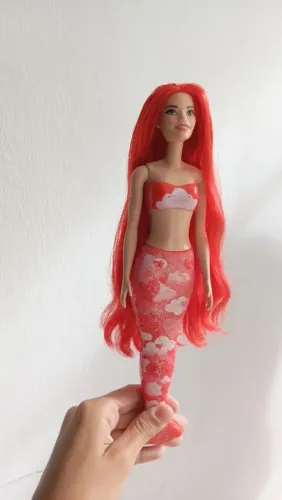 Boneca Barbie sereia ruiva 
