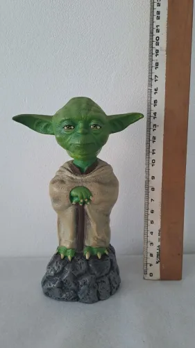 MT Yoda Bobble Head 16cm Star Wars em Resina de Qualidade