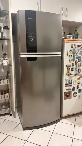 Geladeira Brastemp semi nova. Sem defeito